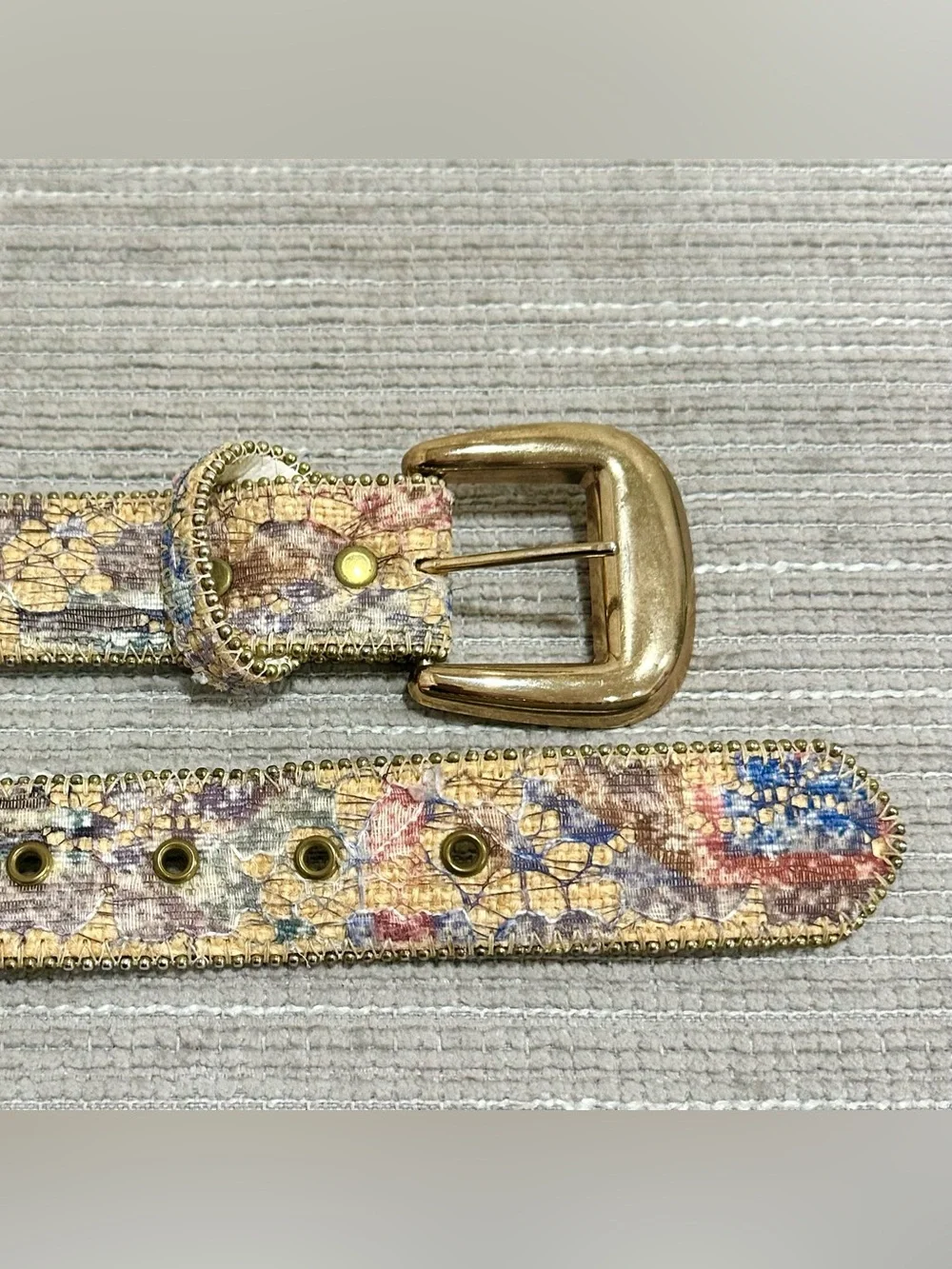 Ladies Vintage Leather Belt,‎ Yellow With Glittery Abstract Designs, Gold Buckle